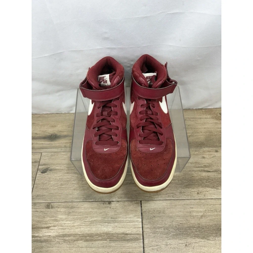 Nike Air Force 1 Men's Size  11  ( 315123-608 ‎ ) red white gum bottom EUC